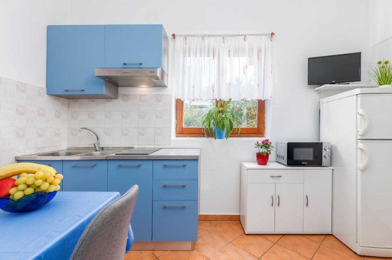 Center Of Fazana Apartments Katarina Esterno foto
